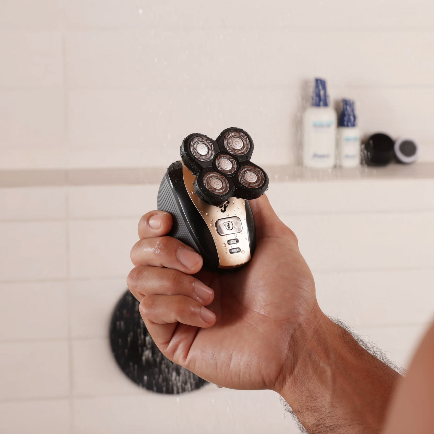 The Electric Scalp Shaver Made for Fast, Easy Head Shaves